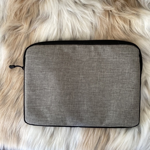 Targus laptop case - Picture 2 of 9